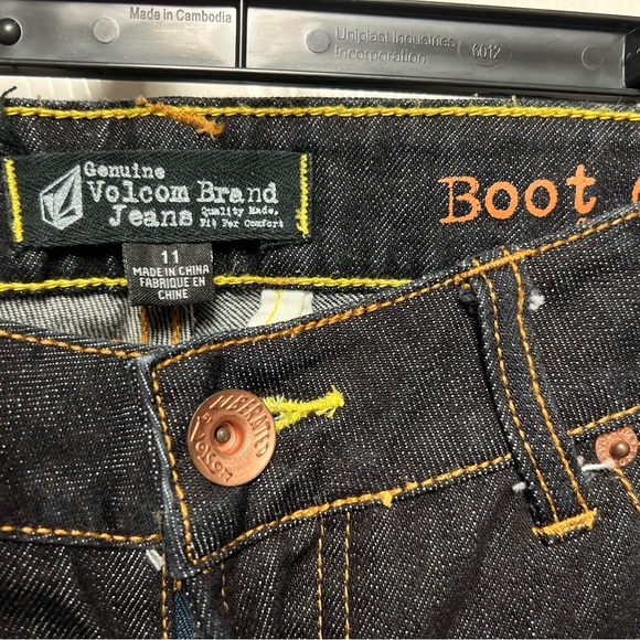Volcom boot cut jeans - Picture 2 of 3
